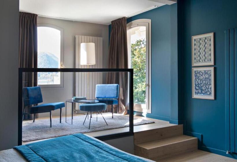Номер Deluxe с Балконом, Auberge Du Pere Bise  Jean Sulpice