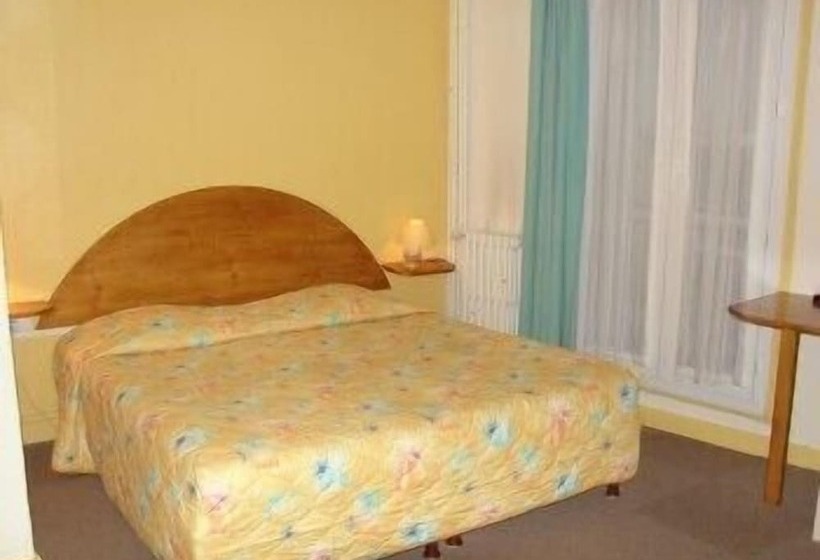 Номер Комфорт, De Paris Et Des Voyageurs