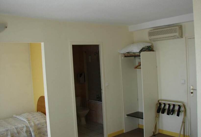 Номер Стандарт, De Paris Et Des Voyageurs