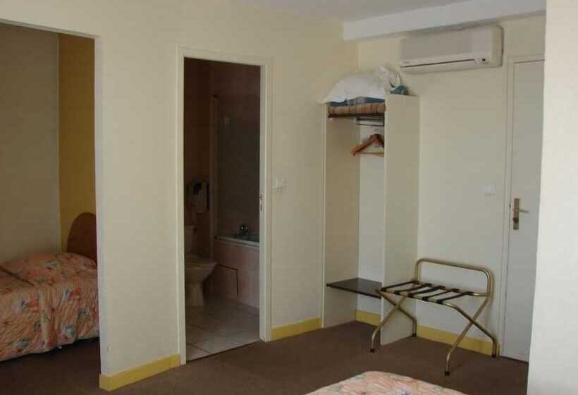 Номер Комфорт, De Paris Et Des Voyageurs