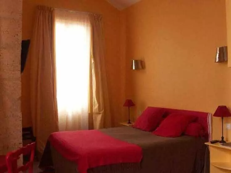 Pokój Comfort, Du Palais
