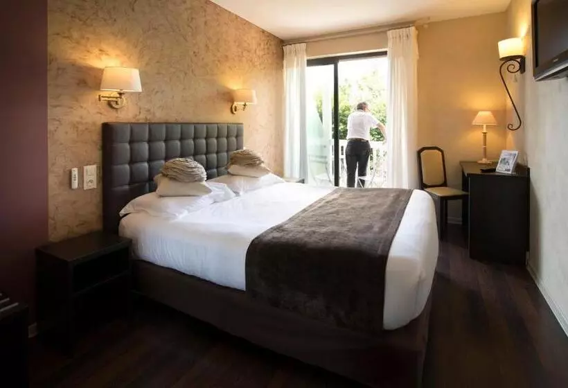 プレミアムルーム, Logis Le Relais De Farrou   Hôtel   Restaurant   Spa