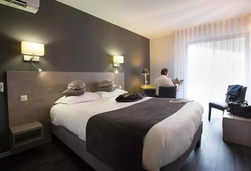 デラックスルーム, Logis Le Relais De Farrou   Hôtel   Restaurant   Spa
