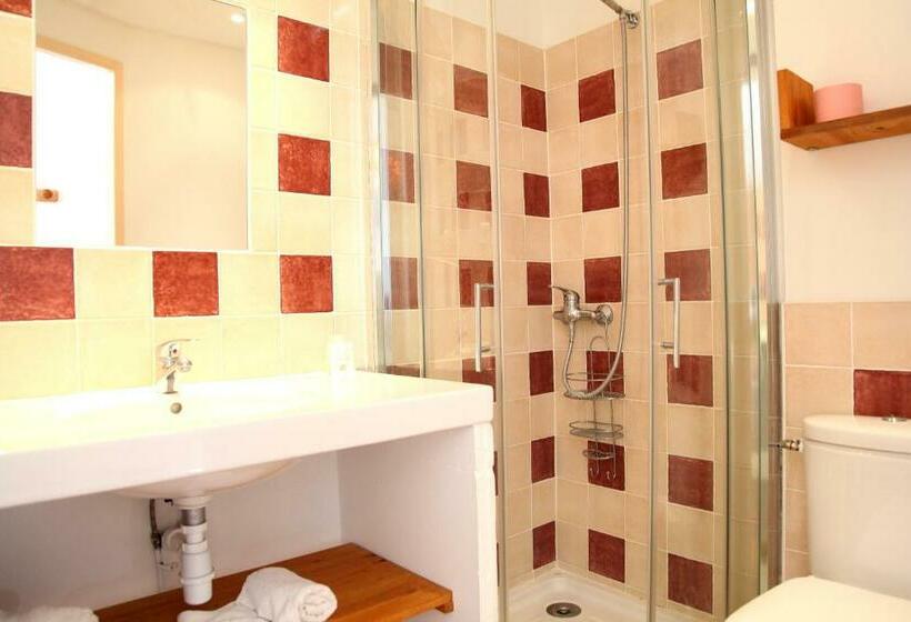 스탠다드 룸, Le Signoret