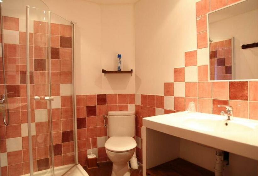 스탠다드 룸, Le Signoret