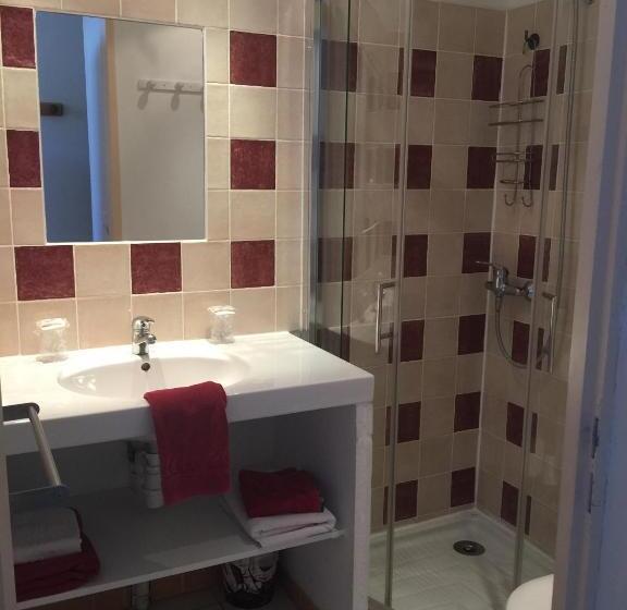 스탠다드 룸, Le Signoret