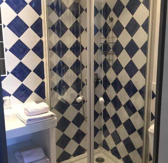 스탠다드 발코니 룸, Le Signoret