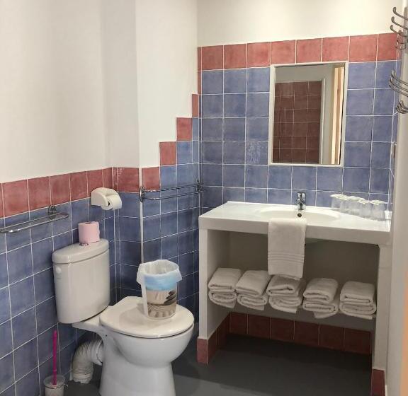 패밀리 룸, Le Signoret