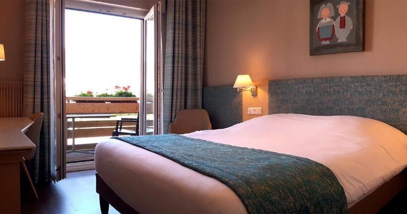 스탠다드 룸, Les Remparts