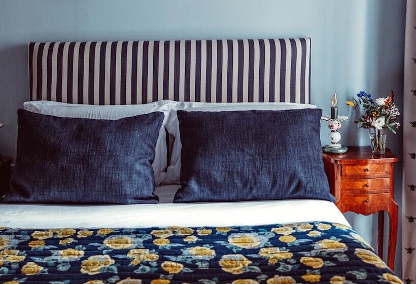 اتاق سوپریور, Maison Saintonge