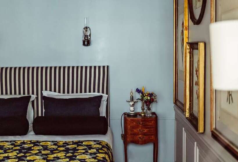 اتاق دلوکس مخصوص معلولین, Maison Saintonge