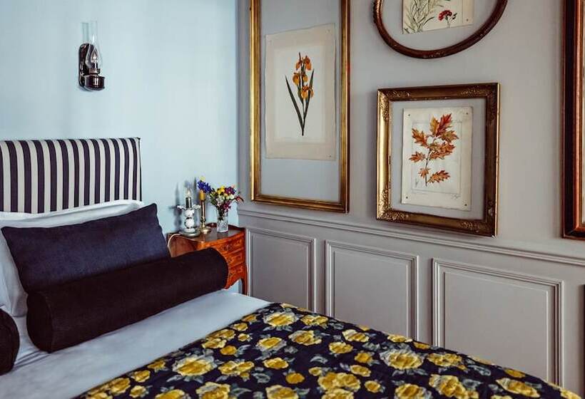 اتاق دلوکس مخصوص معلولین, Maison Saintonge