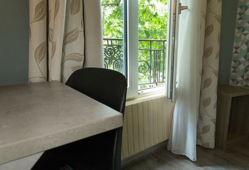 اتاق استاندارد یک نفره, Panam Hotel Paris Gambetta Place Gambetta Mairie Du 20 Emme