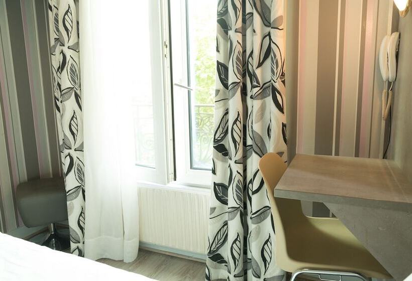 اتاق استاندارد یک نفره, Panam Hotel Paris Gambetta Place Gambetta Mairie Du 20 Emme