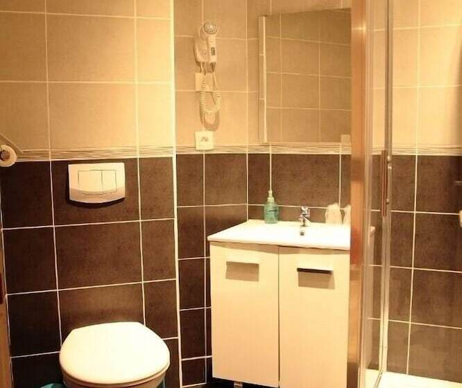 スタンダードトリプルルーム, Pourcheresse