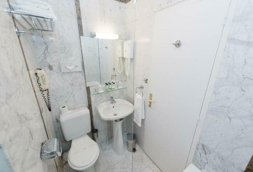 Standard Room, Princesse Caroline