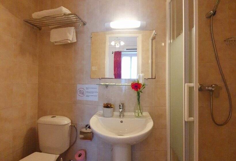 标准三人间, Richelieu