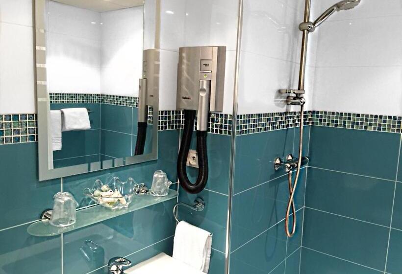 Quarto Triplo Standart, Saint Aignan