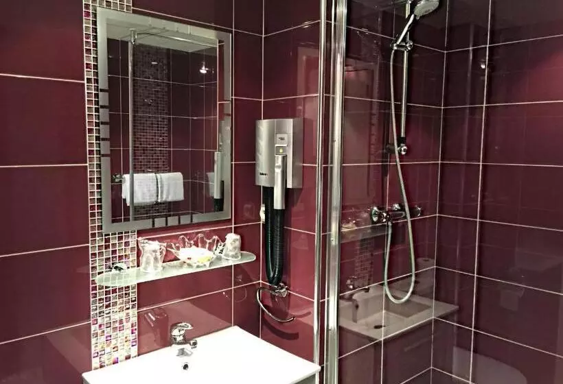 スタンダード4人部屋, Saint Aignan