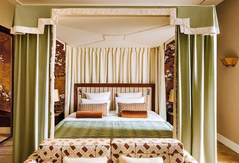 デラックスルーム, Saint James Paris   Relais & Chateaux