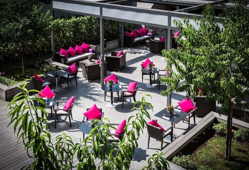 수피리어 룸 가든 전망, Sofitel Strasbourg Grande Ile