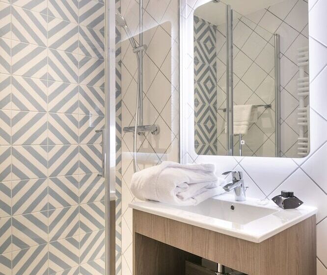 スタンダードルーム, The Deck Hotel By Happyculture