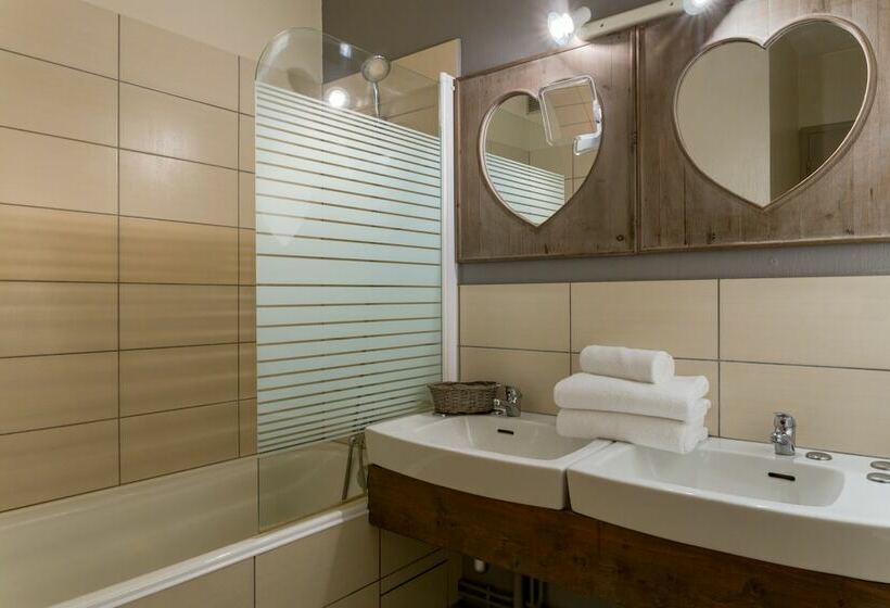 Номер Стандарт, The Originals Access, Hostellerie Des Pins