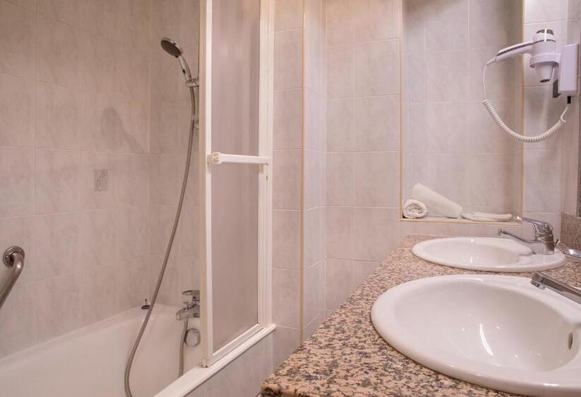 Номер Superior, The Originals Boutique, Hôtel Du Pont Roupt, Mende