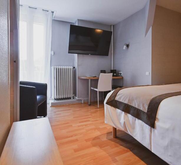 Номер Superior, The Originals Boutique, Hôtel Du Pont Roupt, Mende