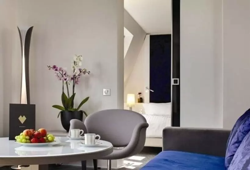 Suite, Etoile Maillot