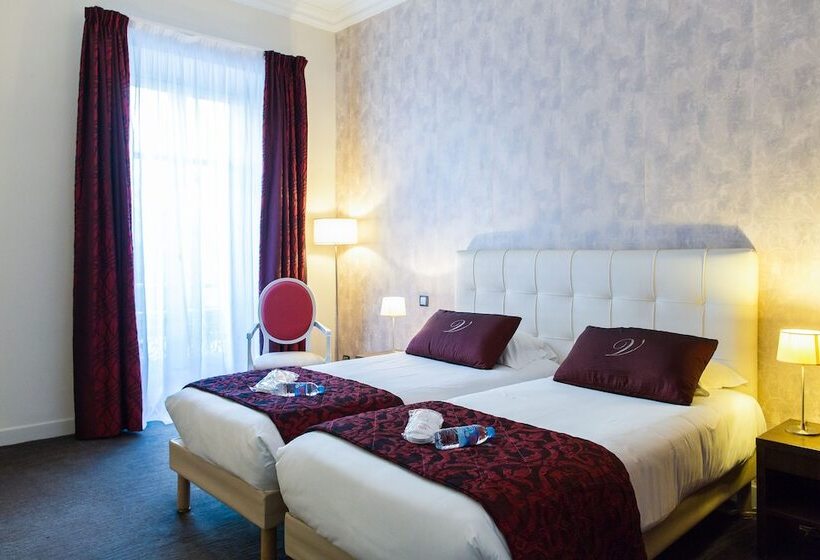 スタンダードシティビュールーム, Villa Victoria