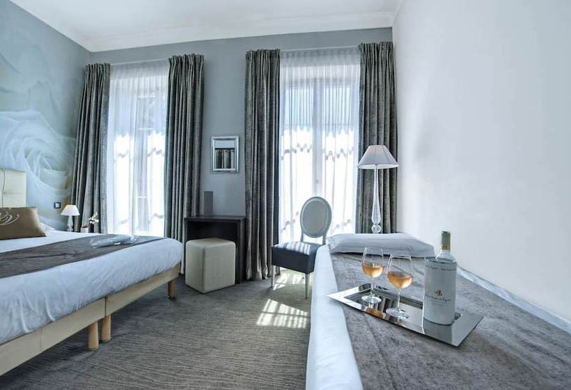 スタンダードトリプルルーム, Villa Victoria