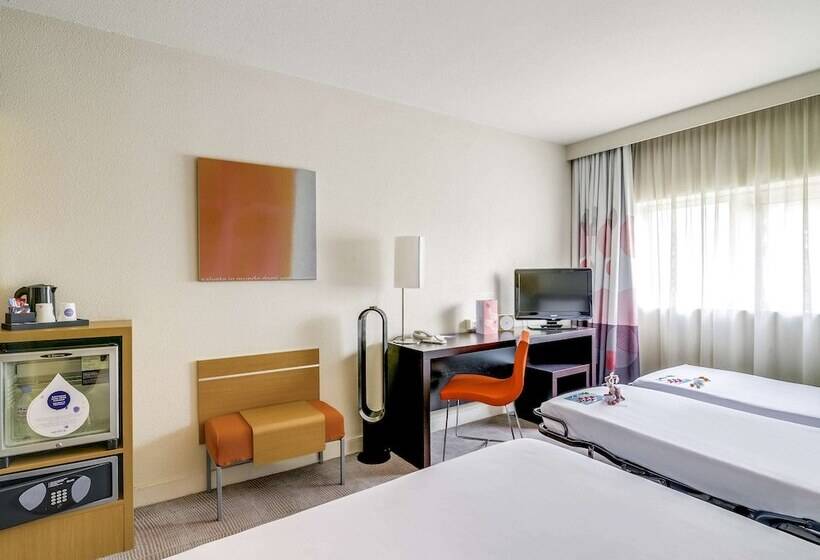 Семейный Номер Классика, Novotel Paris Orly Rungis Aéroport