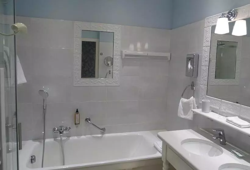 Triple Room Sea View, Ti Al Lannec Hotel   Restaurant & Spa