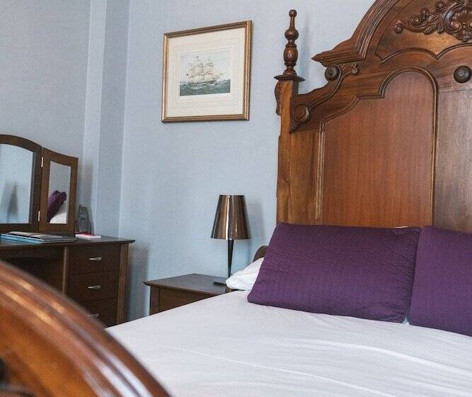 스탠다드 룸, Balmer Lawn