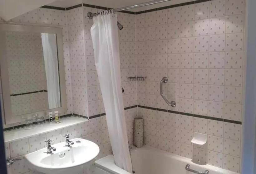 Classic Single Room, Whately Hall