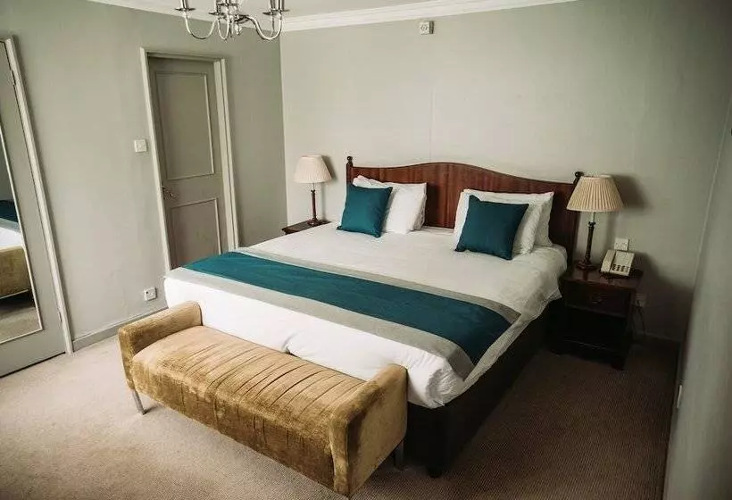 Superior Room, Whately Hall