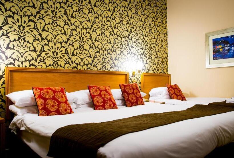 Семейный Номер, Best Western Queens