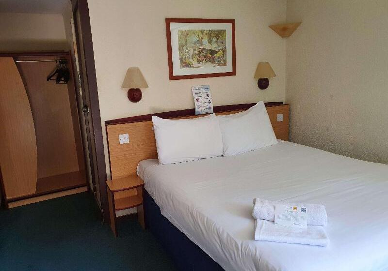 标准间, Campanile Cardiff