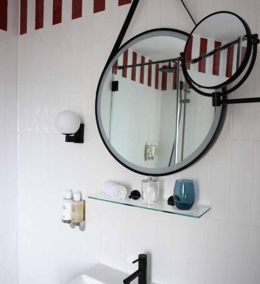 Стандартный Номер Кровать Кинг, The Relais Cooden Beach