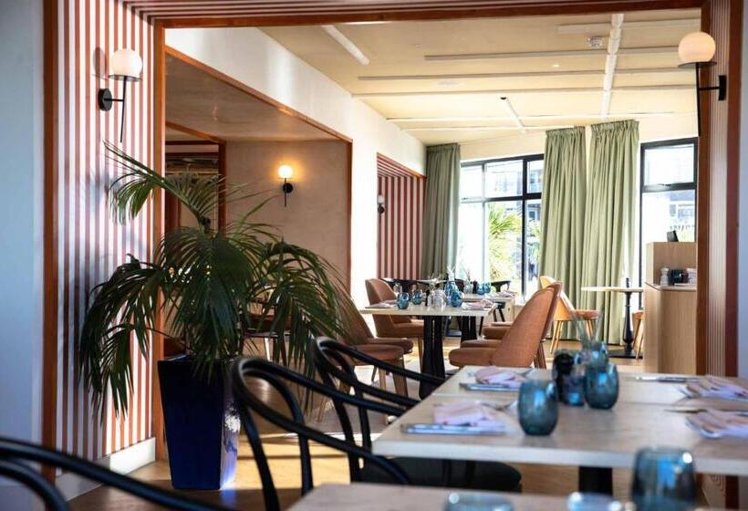 Стандартный Номер Кровать Кинг, The Relais Cooden Beach