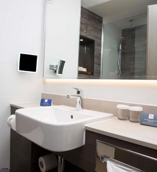 标准间, Crowne Plaza Basingstoke, An Ihg