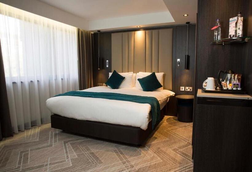 Quarto Club, Crowne Plaza Basingstoke, An Ihg