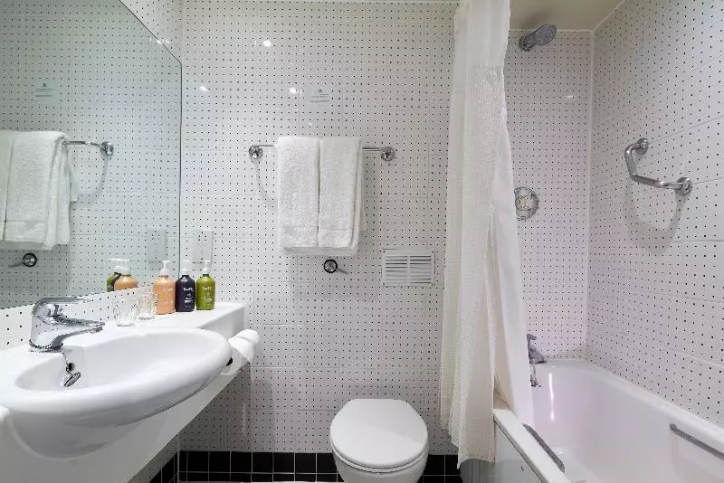 اتاق استاندارد, Holiday Inn London Bloomsbury, An Ihg