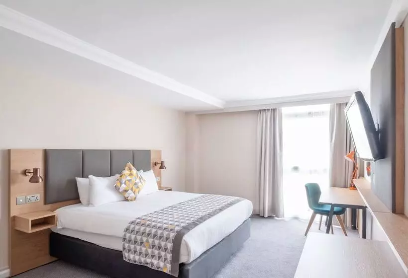 ２ダブルベッドのスタンダードルーム, Holiday Inn Leicester City, An Ihg