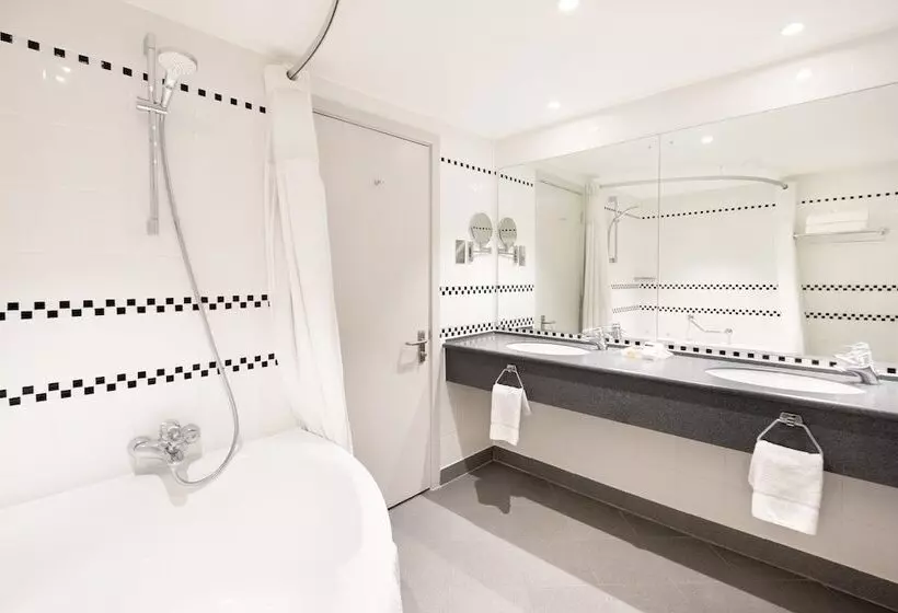 スイート, Holiday Inn Leicester City, An Ihg