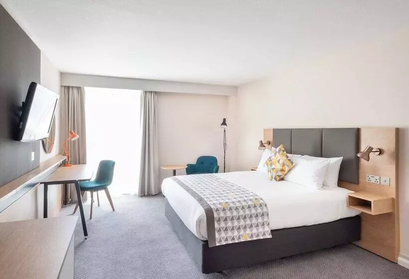 スイート, Holiday Inn Leicester City, An Ihg