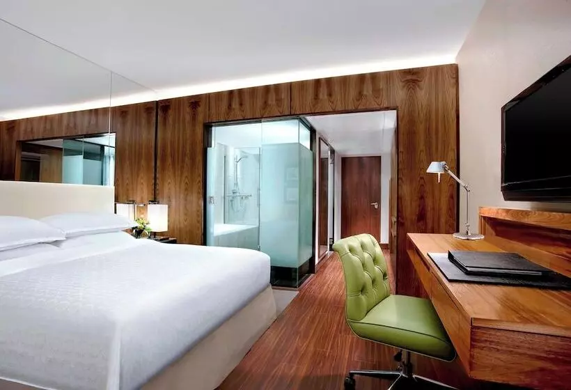 デラックスルーム, Sheraton Grand Hotel & Spa