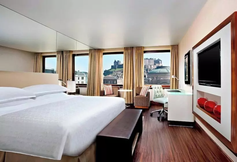 景色の見えるデラックスルーム, Sheraton Grand Hotel & Spa