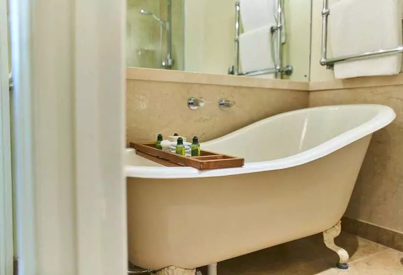 اتاق سوپریور, The Bath Priory  A Relais & Chateaux